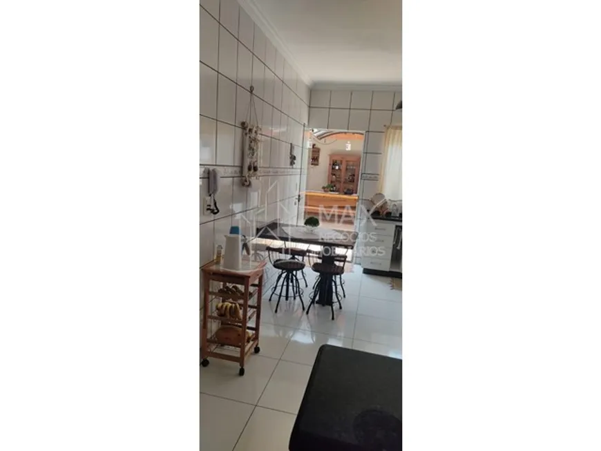 Foto 1 de Casa com 3 Quartos à venda, 156m² em Granada, Uberlândia