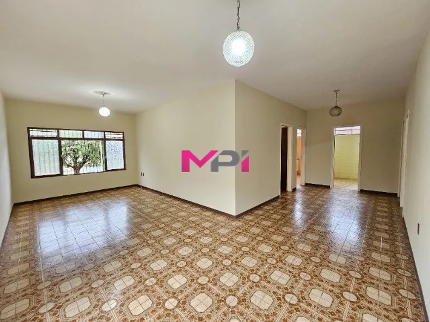 Foto 1 de Casa com 5 Quartos à venda, 297m² em Caxambú, Jundiaí