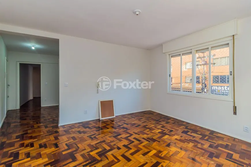 Foto 1 de Apartamento com 2 Quartos à venda, 70m² em Centro Histórico, Porto Alegre