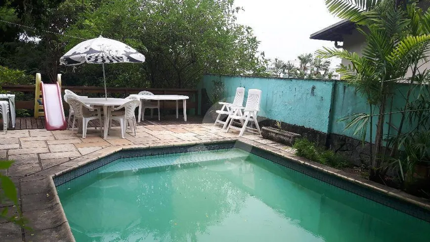 Foto 1 de Casa com 4 Quartos à venda, 170m² em Charitas, Niterói