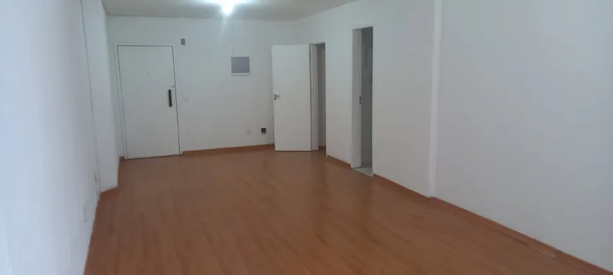 Foto 1 de Sala Comercial para alugar, 67m² em Centro, Rio de Janeiro