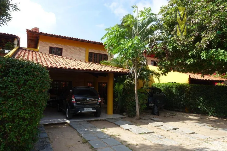 Foto 1 de Casa de Condomínio com 5 Quartos à venda, 240m² em Sapiranga, Fortaleza