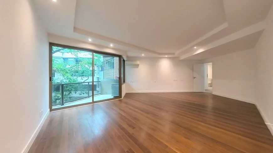 Foto 1 de Apartamento com 3 Quartos à venda, 113m² em Ipanema, Rio de Janeiro