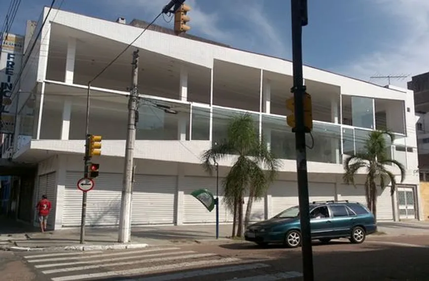 Foto 1 de Sala Comercial para alugar, 420m² em São Geraldo, Porto Alegre