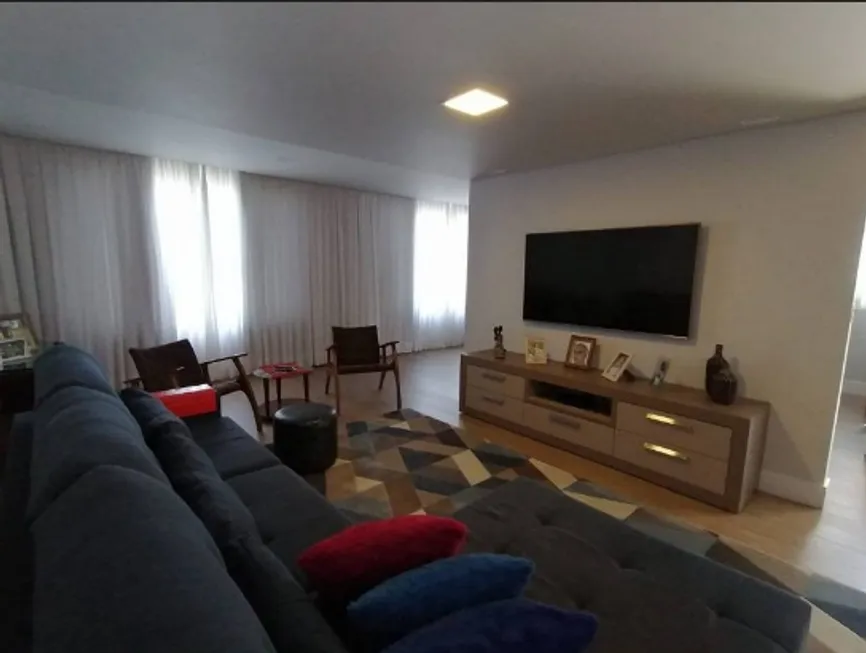 Foto 1 de Casa com 3 Quartos à venda, 120m² em Vila Galvão, Guarulhos