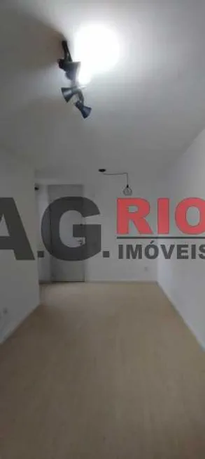 Foto 1 de Apartamento com 2 Quartos à venda, 45m² em Curicica, Rio de Janeiro