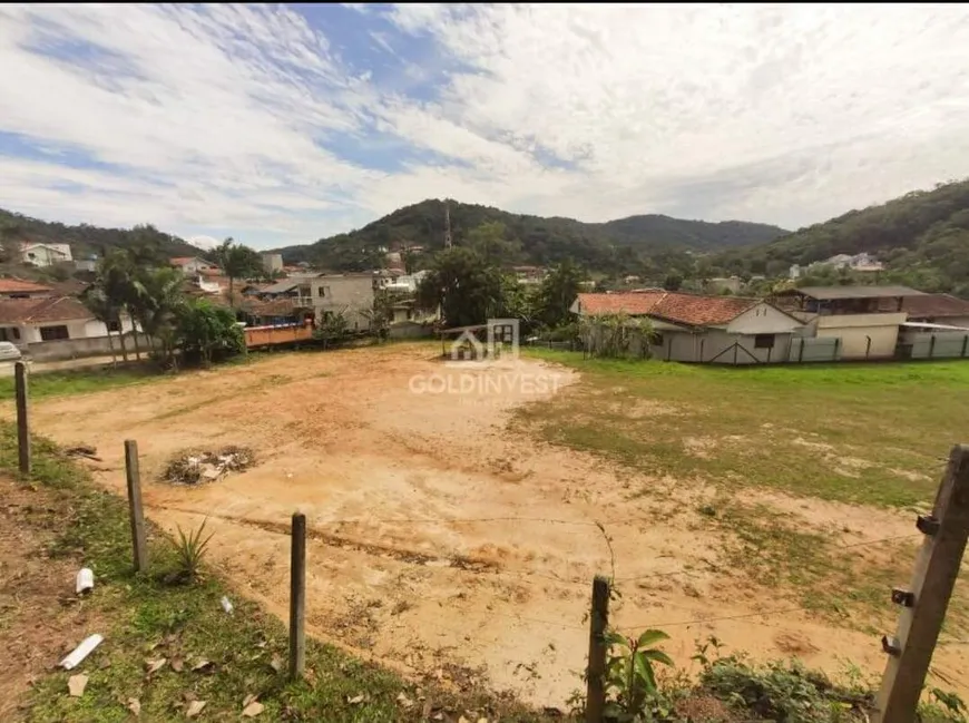 Foto 1 de Lote/Terreno à venda, 2658m² em Cedrinho, Brusque