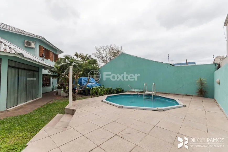 Foto 1 de Casa com 6 Quartos à venda, 240m² em Sarandi, Porto Alegre