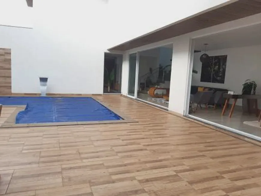 Foto 1 de Casa com 3 Quartos à venda, 124m² em Pituba, Salvador