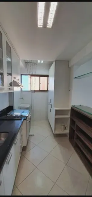 Foto 1 de Apartamento com 2 Quartos para alugar, 70m² em Pituba, Salvador