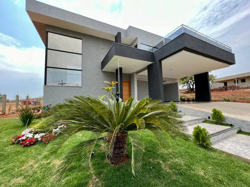 Foto 1 de Casa de Condomínio com 4 Quartos à venda, 500m² em Gran Royalle, Lagoa Santa