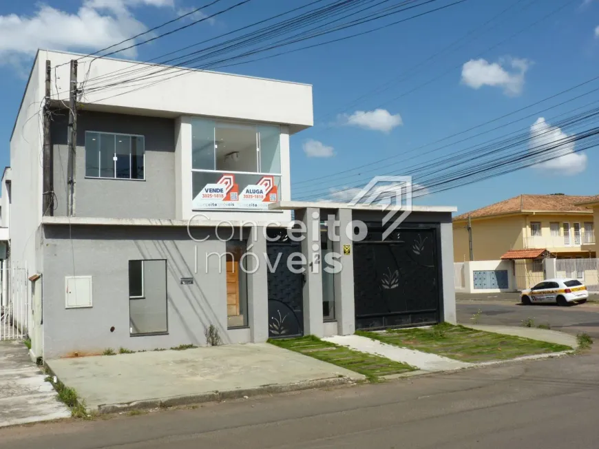 Foto 1 de Sobrado com 3 Quartos à venda, 132m² em Uvaranas, Ponta Grossa