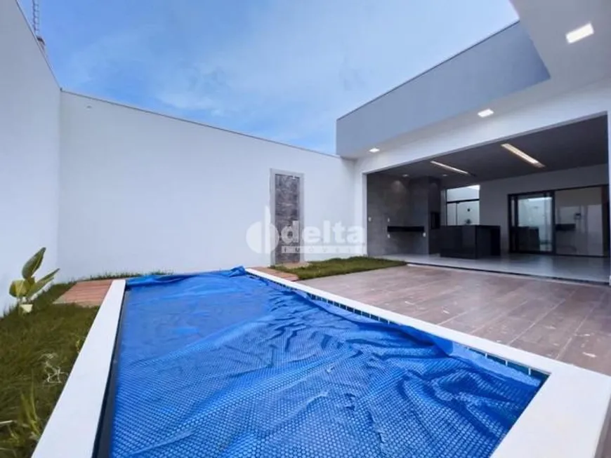 Foto 1 de Casa com 3 Quartos à venda, 209m² em Itapema Sul, Uberlândia