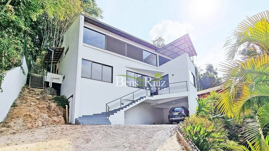 Foto 1 de Casa de Condomínio com 3 Quartos à venda, 280m² em Bosque do Jambreiro, Nova Lima