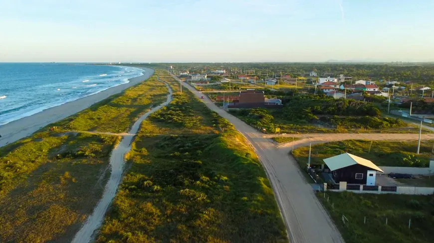 Foto 1 de Lote/Terreno à venda, 360m² em Praia do Ervino, São Francisco do Sul