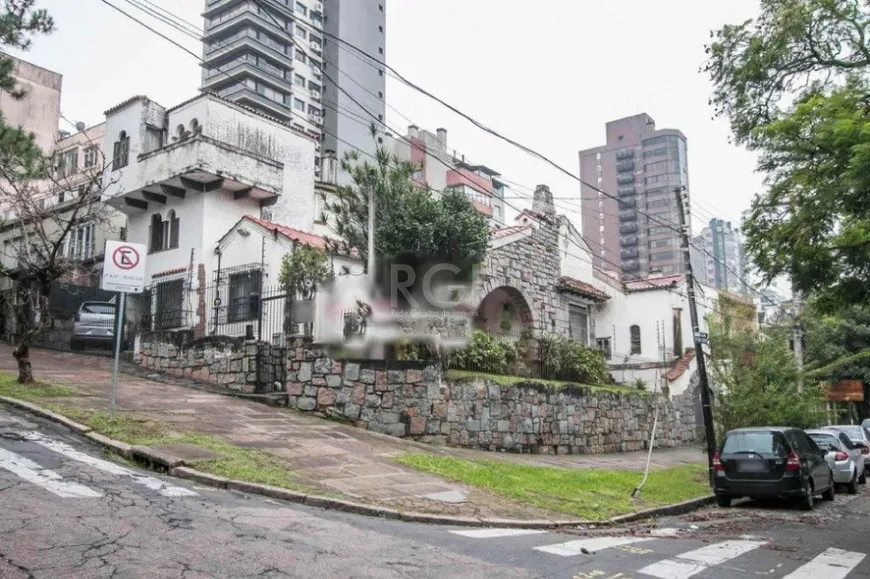 Foto 1 de Casa com 5 Quartos à venda, 547m² em Rio Branco, Porto Alegre