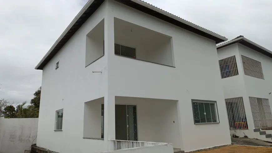 Foto 1 de Casa de Condomínio com 4 Quartos à venda, 176m² em Abrantes, Camaçari