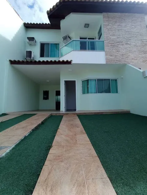 Foto 1 de Casa de Condomínio com 3 Quartos à venda, 130m² em São Marcos, Macaé