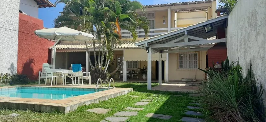 Foto 1 de Casa com 3 Quartos à venda, 300m² em Piratininga, Niterói