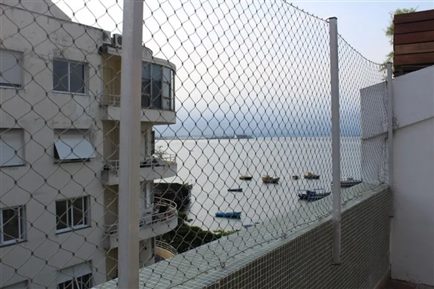 Foto 1 de Apartamento com 4 Quartos para alugar, 220m² em Urca, Rio de Janeiro