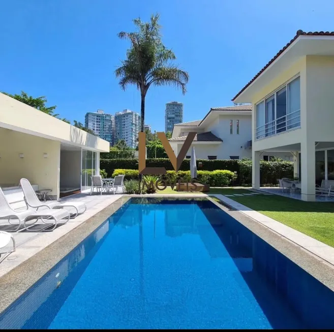 Foto 1 de Casa com 4 Quartos para alugar, 654m² em Barra da Tijuca, Rio de Janeiro