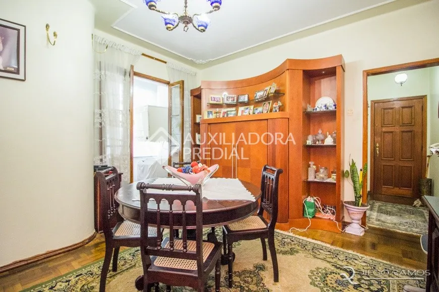 Foto 1 de Apartamento com 3 Quartos à venda, 108m² em Petrópolis, Porto Alegre