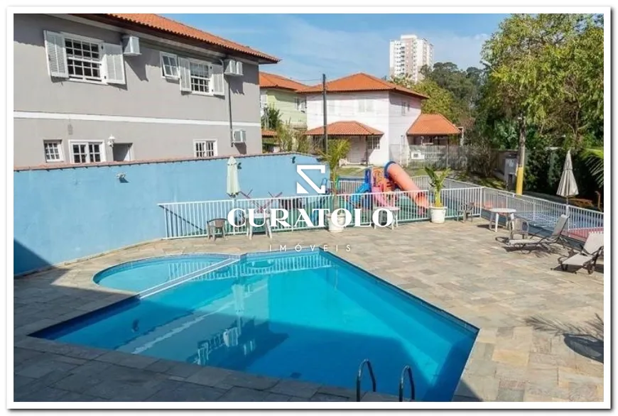 Foto 1 de Casa de Condomínio com 4 Quartos à venda, 110m² em Taboão, São Bernardo do Campo