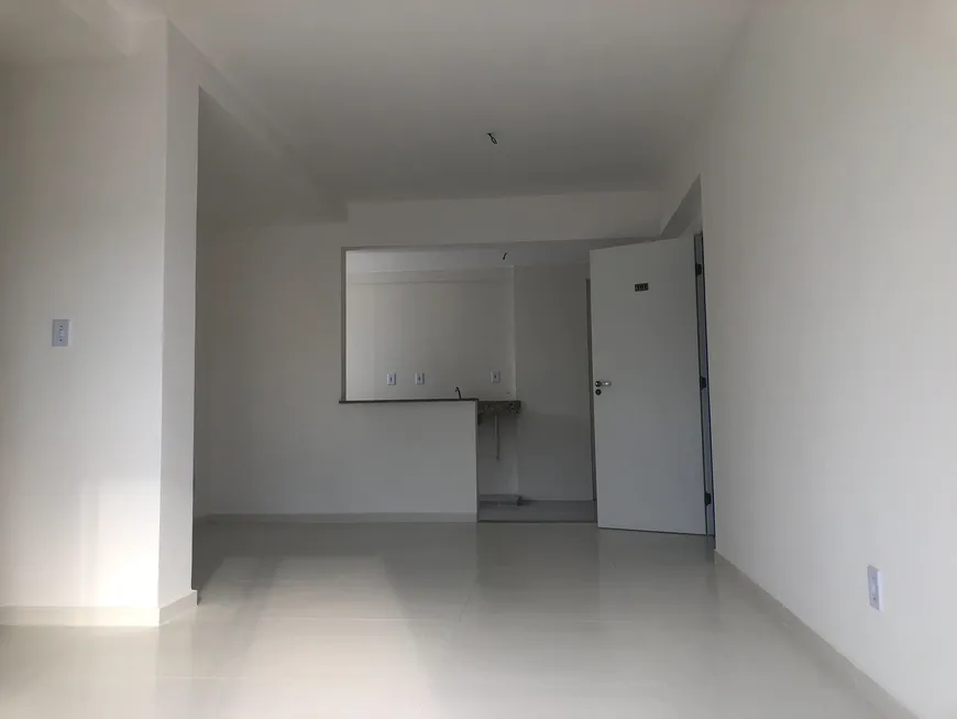 Foto 1 de Apartamento com 3 Quartos à venda, 102m² em Rancho Novo, Nova Iguaçu