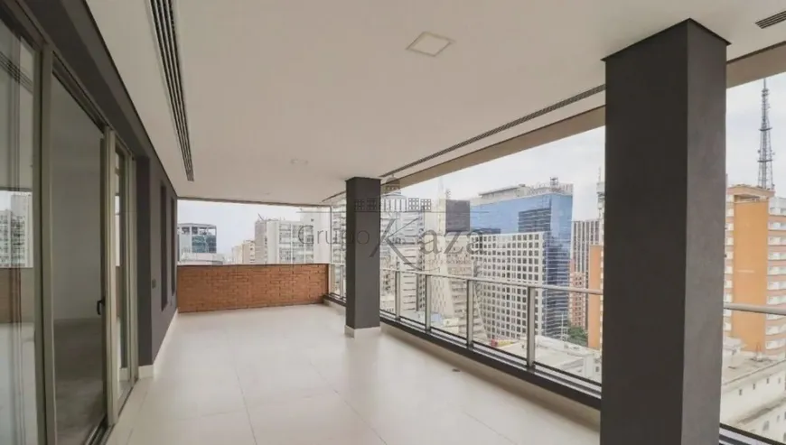 Foto 1 de Cobertura com 4 Quartos à venda, 475m² em Jardim Paulista, São Paulo