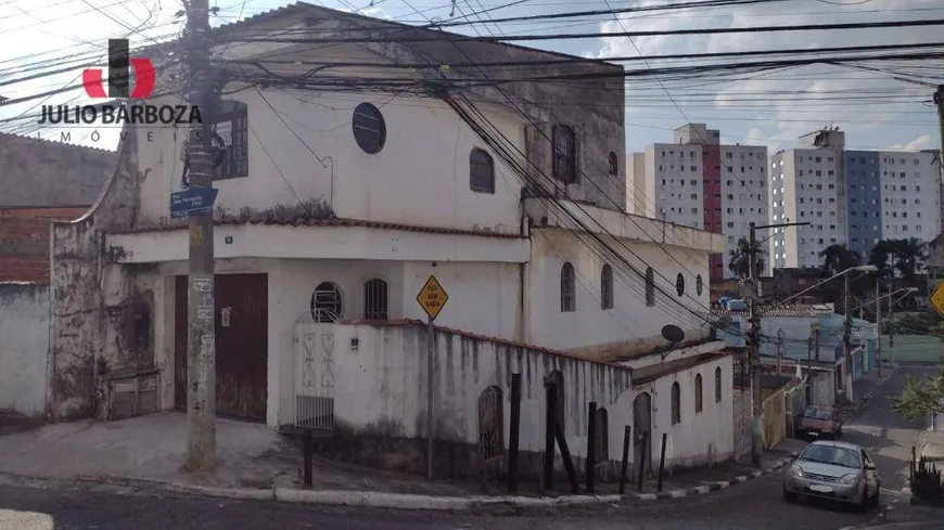 Foto 1 de Casa com 2 Quartos à venda, 130m² em Vila Rosalia, Guarulhos