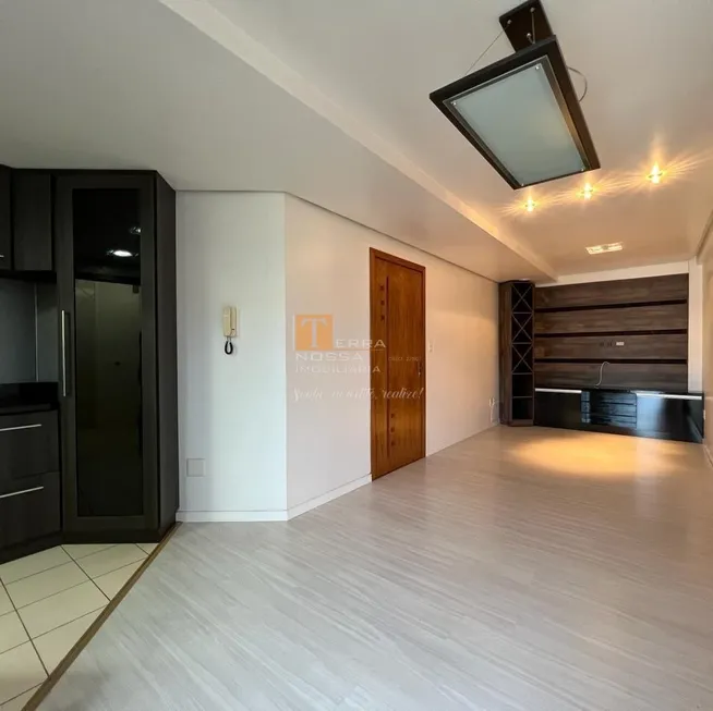 Foto 1 de Apartamento com 2 Quartos à venda, 68m² em Desvio Rizzo, Caxias do Sul