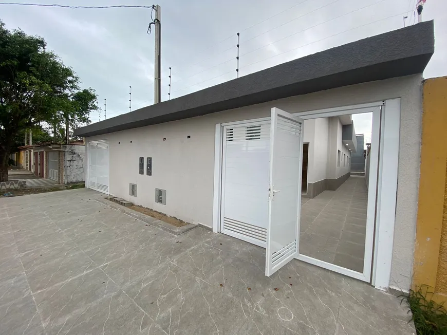 Foto 1 de Casa com 3 Quartos à venda, 79m² em Balneario Itaguai, Mongaguá