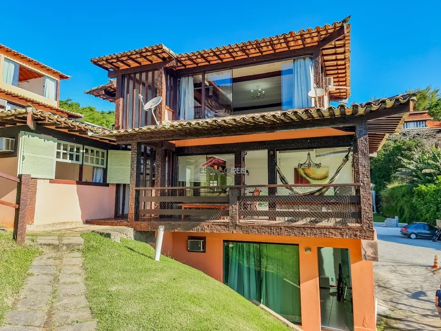 Foto 1 de Casa de Condomínio com 4 Quartos à venda, 150m² em Joao Fernandes, Armação dos Búzios