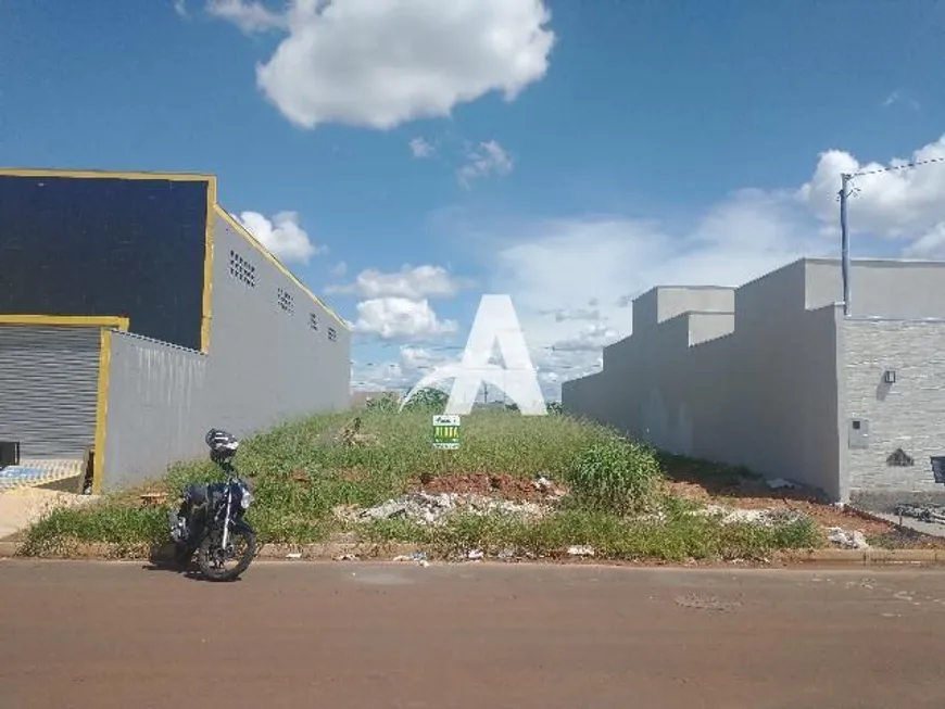 Foto 1 de para alugar, 360m² em Novo Mundo, Uberlândia