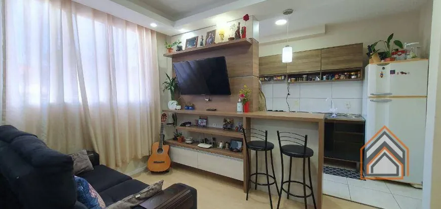 Foto 1 de Apartamento com 2 Quartos à venda, 45m² em Leopoldina, Porto Alegre