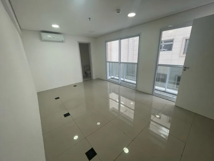 Foto 1 de Sala Comercial com 1 Quarto para alugar, 56m² em Vila Clementino, São Paulo