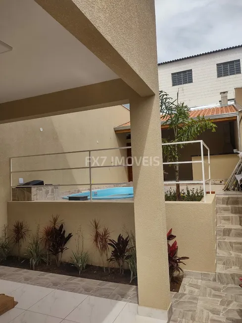 Foto 1 de Casa com 3 Quartos à venda, 127m² em Jardim do Lago, Campinas