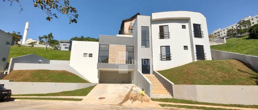 Foto 1 de Casa de Condomínio com 5 Quartos à venda, 339m² em Residencial dos Lagos, Cotia