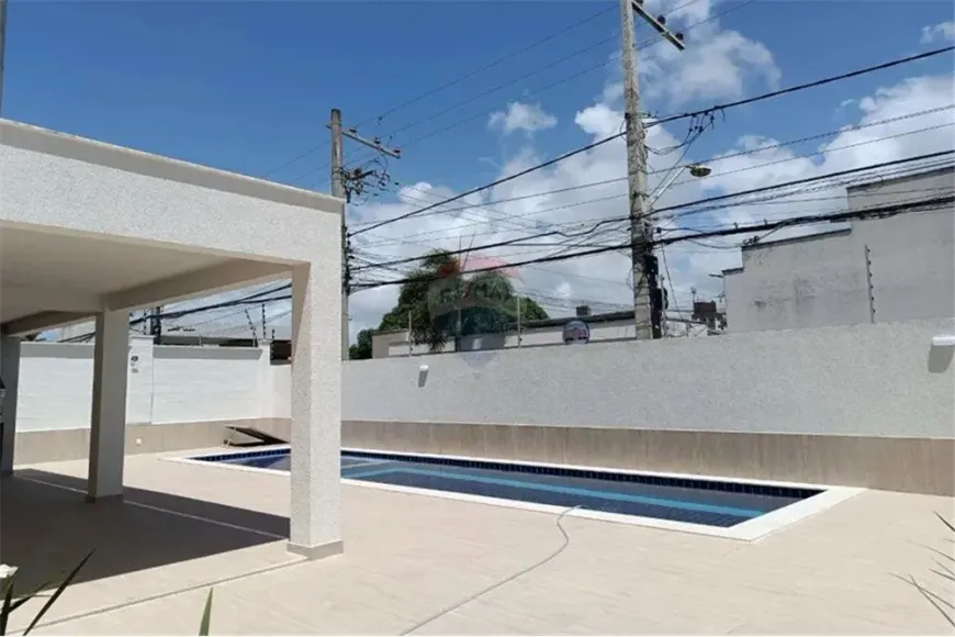 Foto 1 de Apartamento com 3 Quartos para alugar, 102m² em Buraquinho, Lauro de Freitas