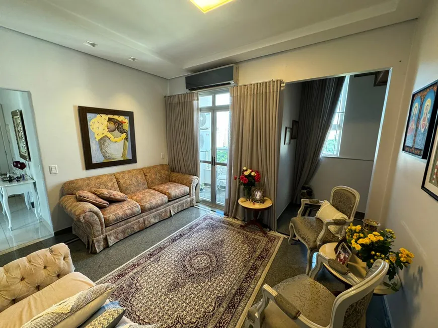 Foto 1 de Apartamento com 4 Quartos à venda, 360m² em Santa Helena, Cuiabá