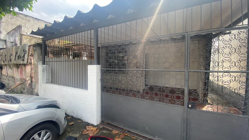 Foto 1 de Casa com 2 Quartos para alugar, 70m² em Penha, Rio de Janeiro
