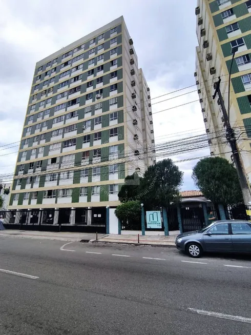 Foto 1 de Apartamento com 2 Quartos à venda, 104m² em Luzia, Aracaju