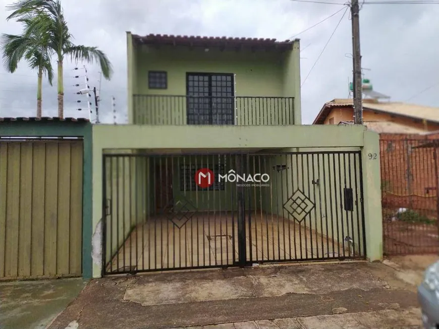 Foto 1 de Casa com 3 Quartos para alugar, 192m² em Jardim Nova Londrina, Londrina