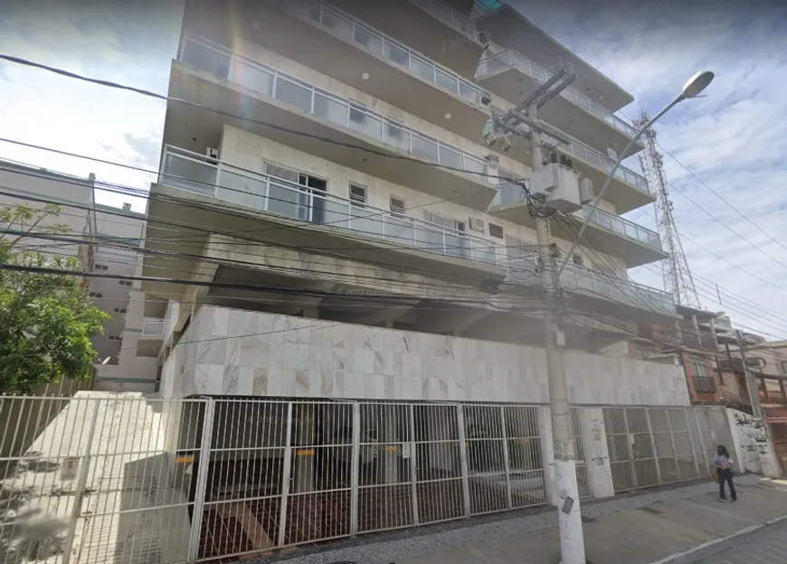 Foto 1 de Apartamento com 3 Quartos à venda, 85m² em Centro, Cabo Frio