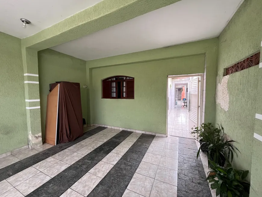 Foto 1 de Casa com 2 Quartos à venda, 65m² em Jardim São Luís, Suzano