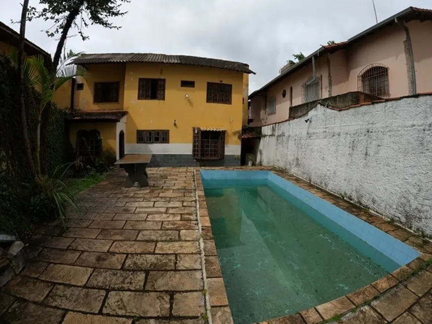 Foto 1 de Casa com 4 Quartos à venda, 272m² em Paquetá, Belo Horizonte