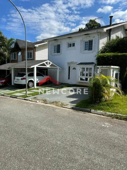 Foto 1 de Casa de Condomínio com 4 Quartos à venda, 220m² em Bosque do Vianna, Cotia