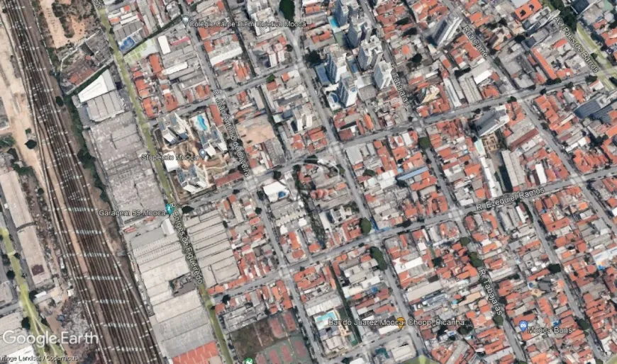 Foto 1 de Galpão/Depósito/Armazém à venda, 300m² em Móoca, São Paulo