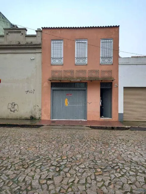 Foto 1 de Imóvel Comercial com 9 Quartos para alugar, 615m² em Centro, Pelotas