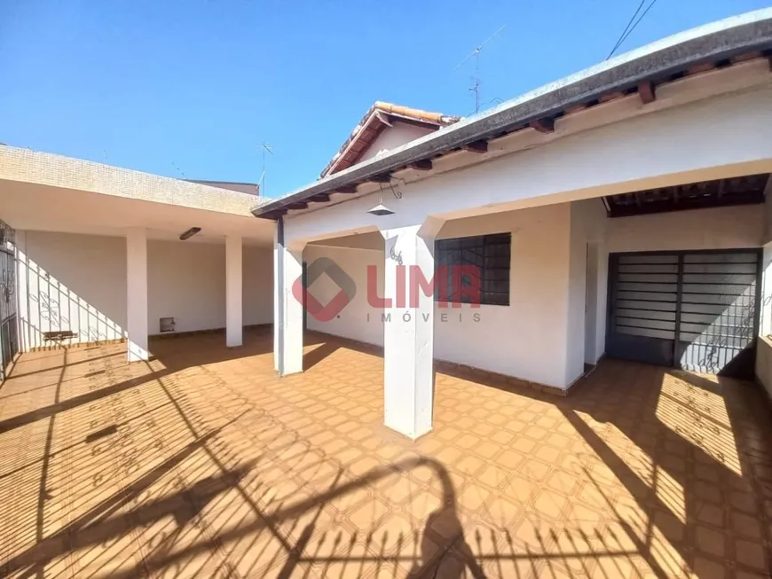 Foto 1 de Sala Comercial com 4 Quartos à venda, 1m² em Jardim Estoril, Bauru